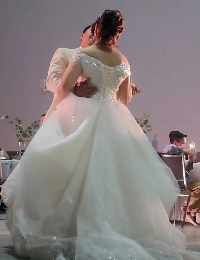 wedding dress - photo 5