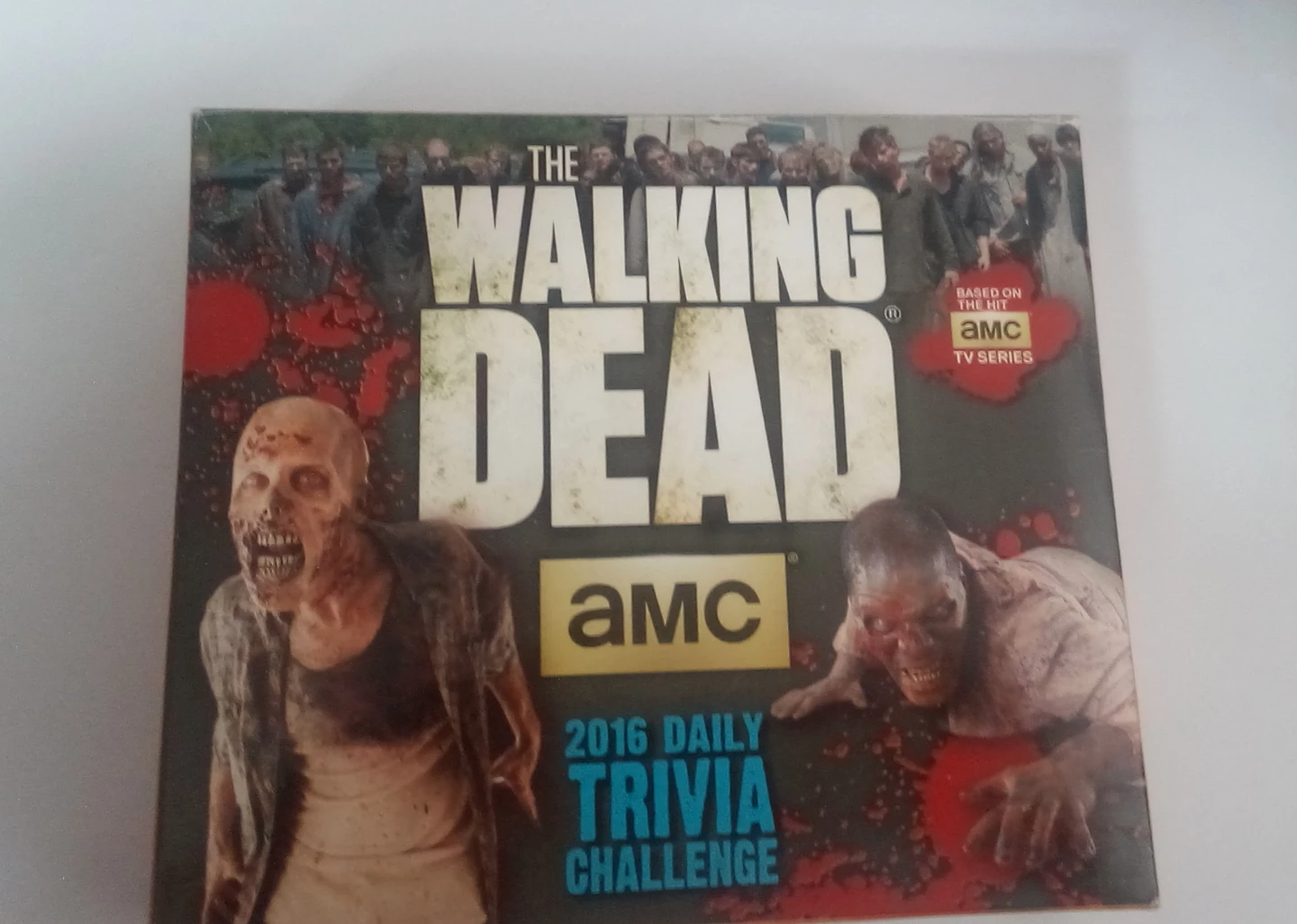The Walking Dead 2016 Daily Trivia Challenge Board Game