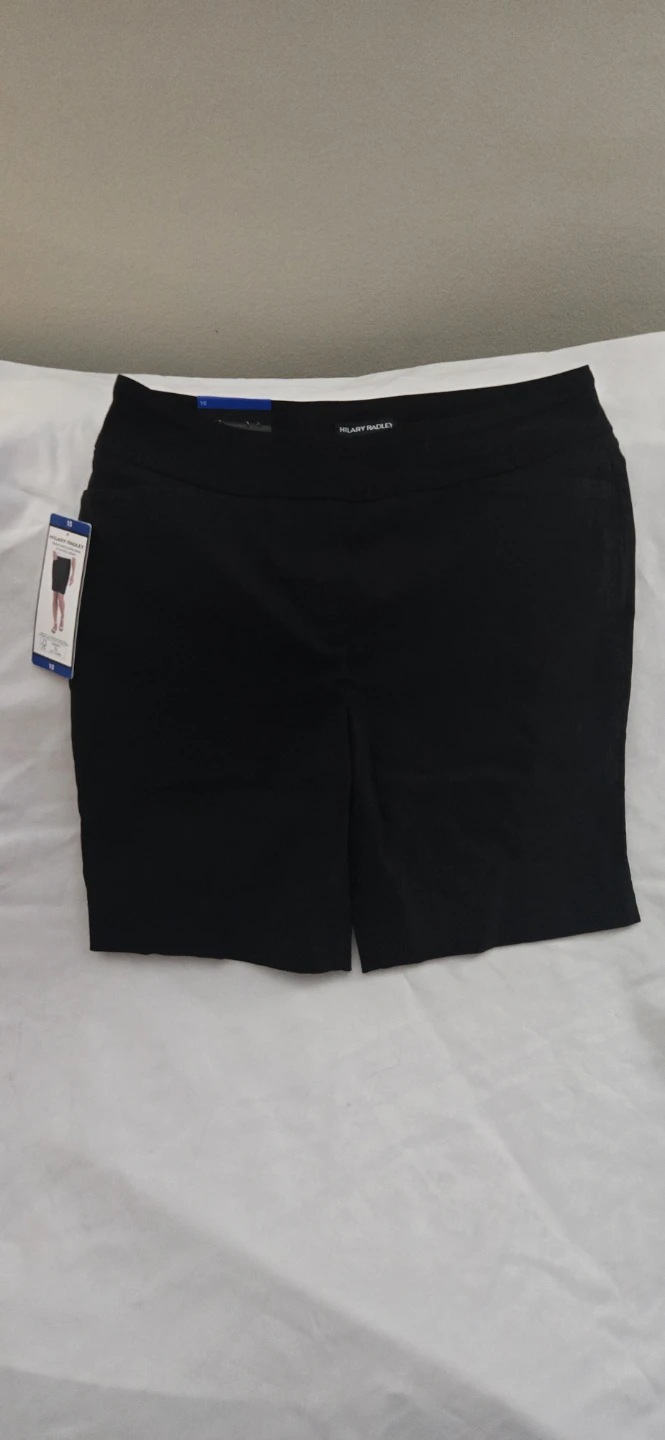 HILARY RADLEY Black Shorts Size 10