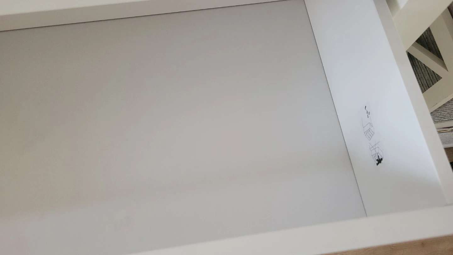 Classic White 3-Drawer Dresser - photo 4