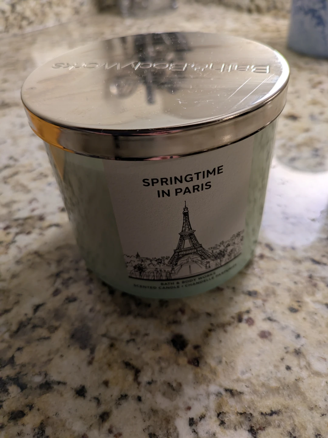Bath & Body Works Springtime in Paris 3-Wick Candle - photo 2