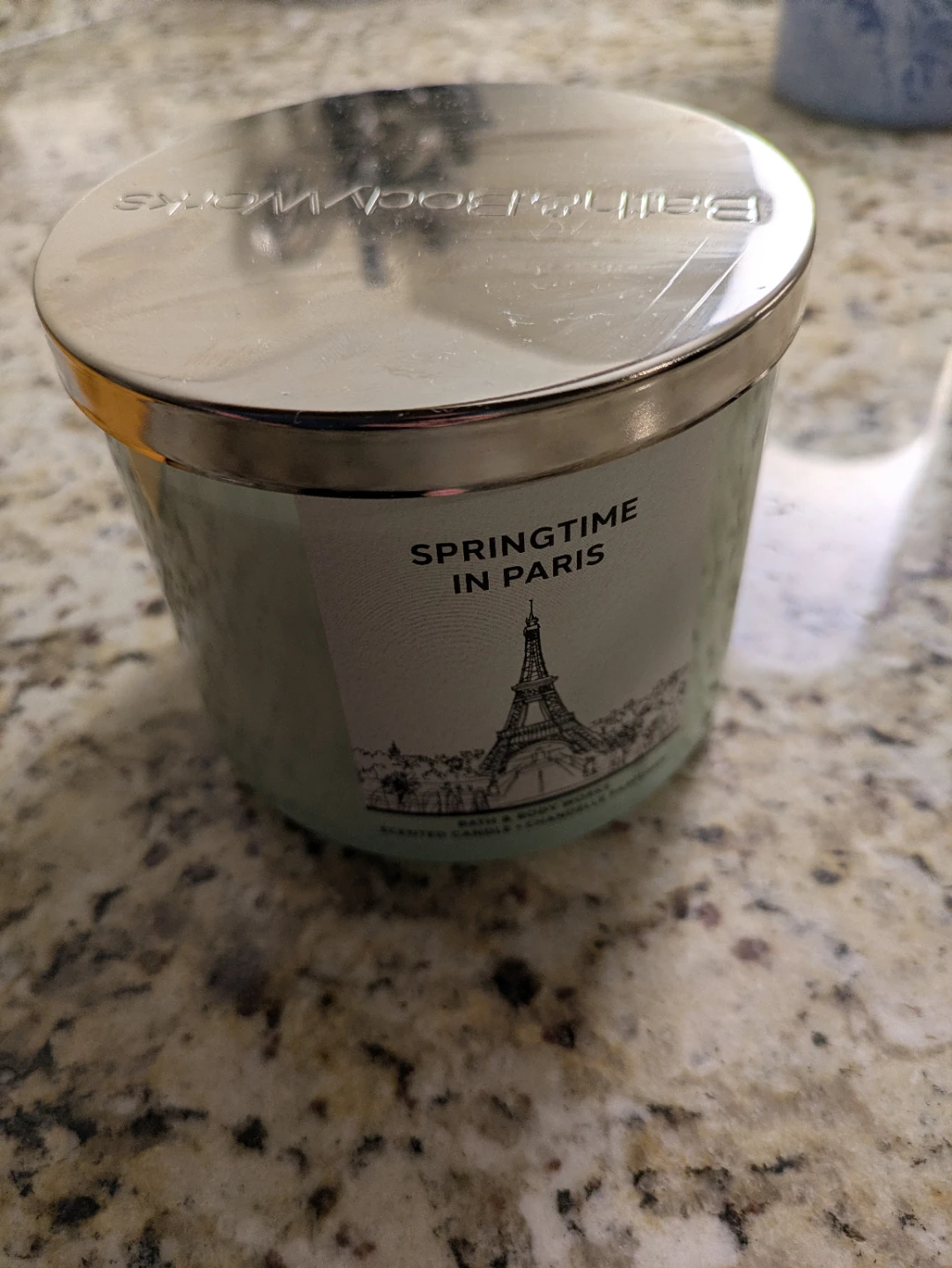 Bath & Body Works Springtime in Paris 3-Wick Candle - photo 3