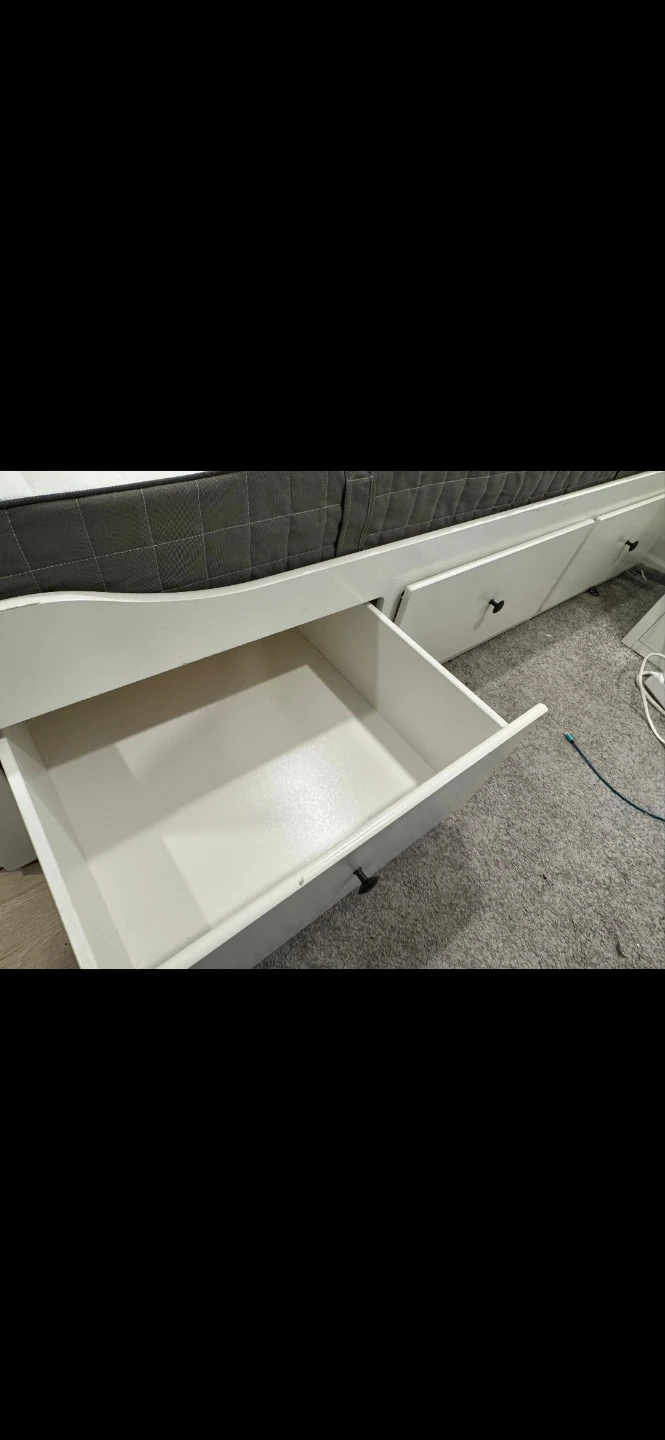 White Daybed with Storage Drawers and Mattress - photo 2