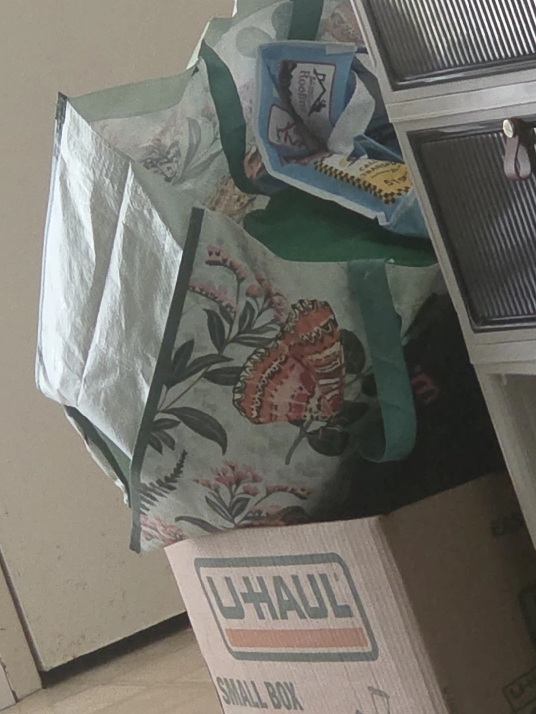 Free cloth bags