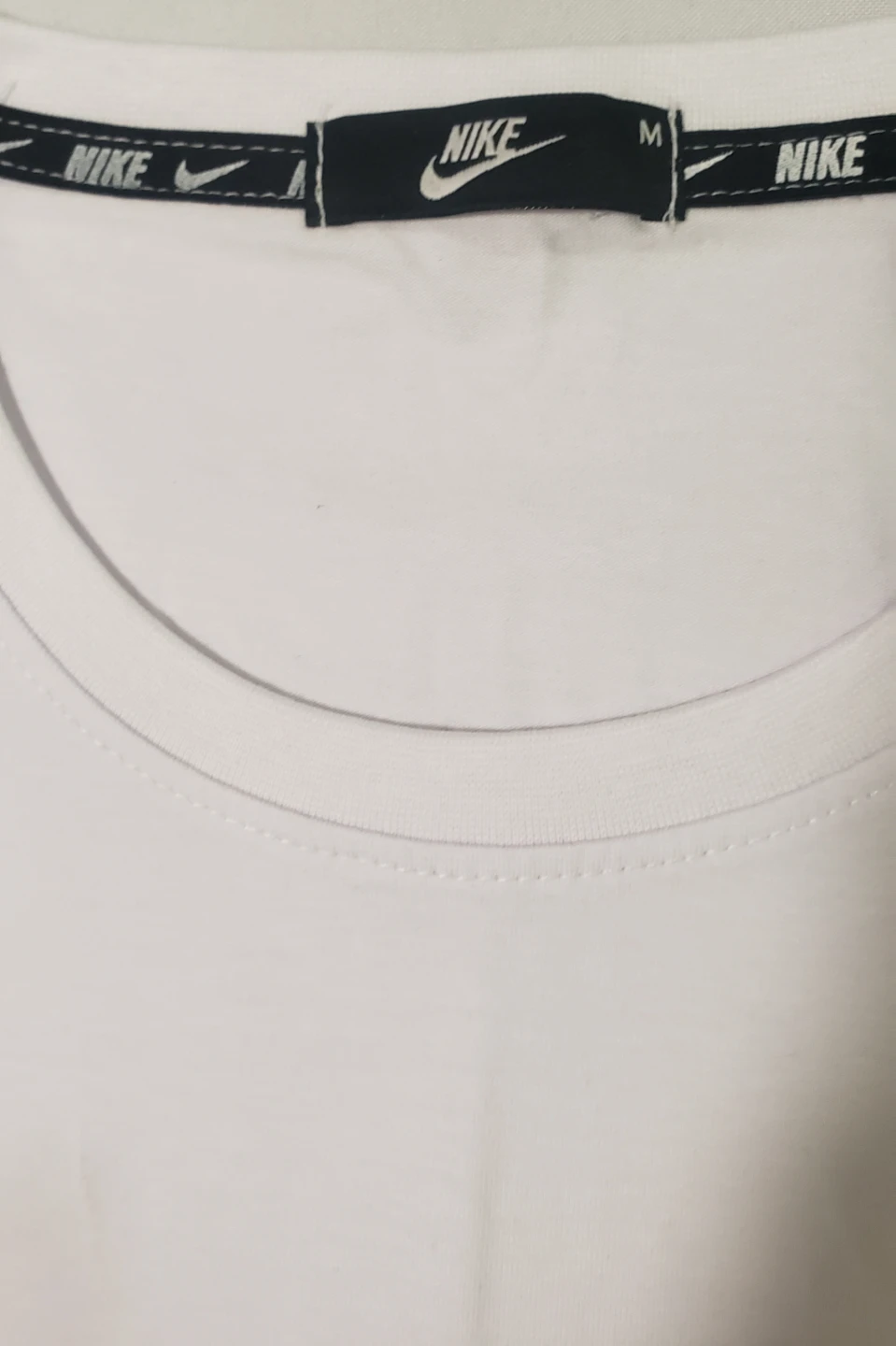 Brand new Nike White Shirt Size M - photo 2