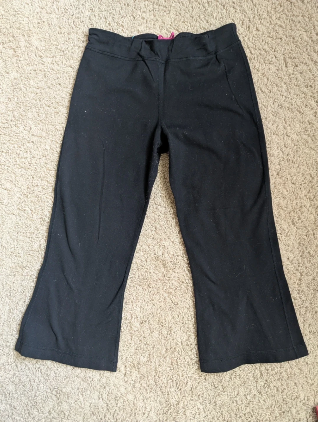 Lululemon Black Cropped Yoga Pants Size 8