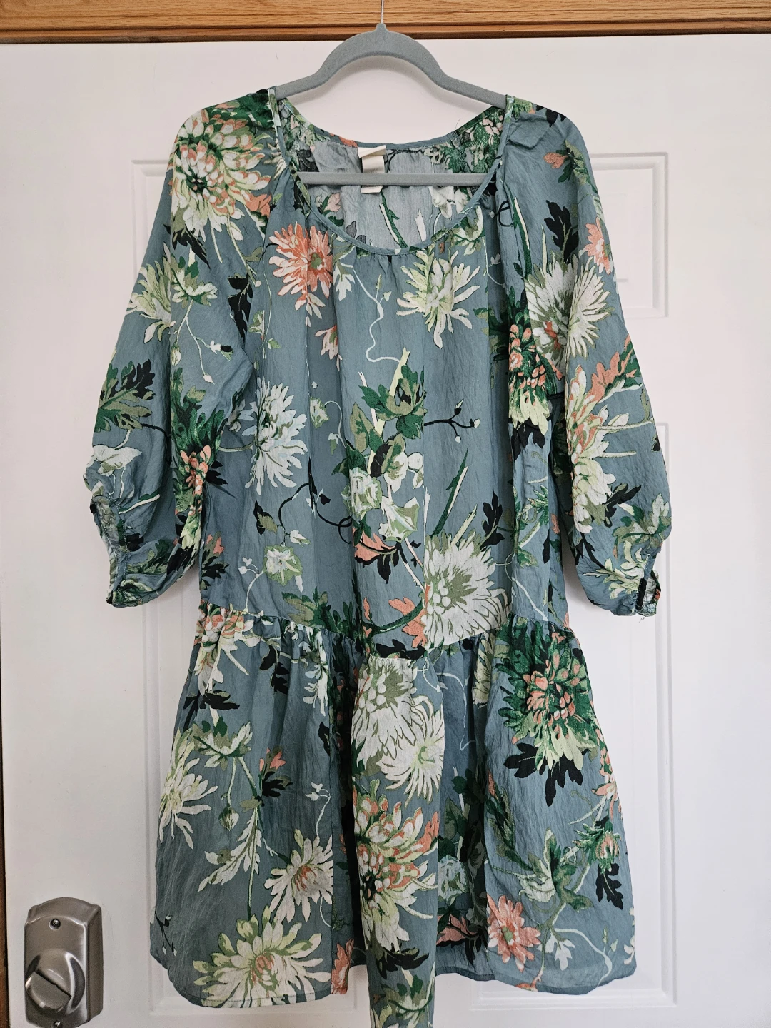 Women's dress size M