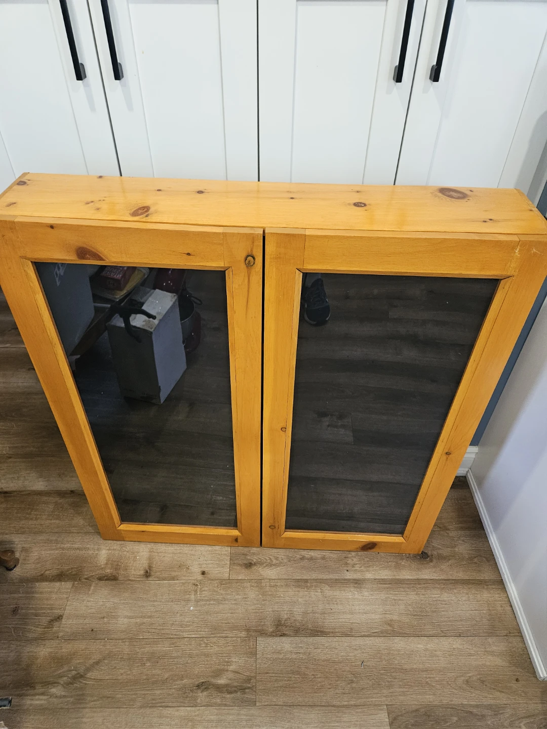 Vintage Handmade Light-Up Display Cabinet – Solid Wood - photo 2