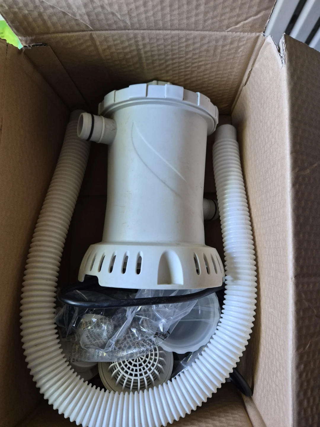 Rx600 filter pump - photo 2
