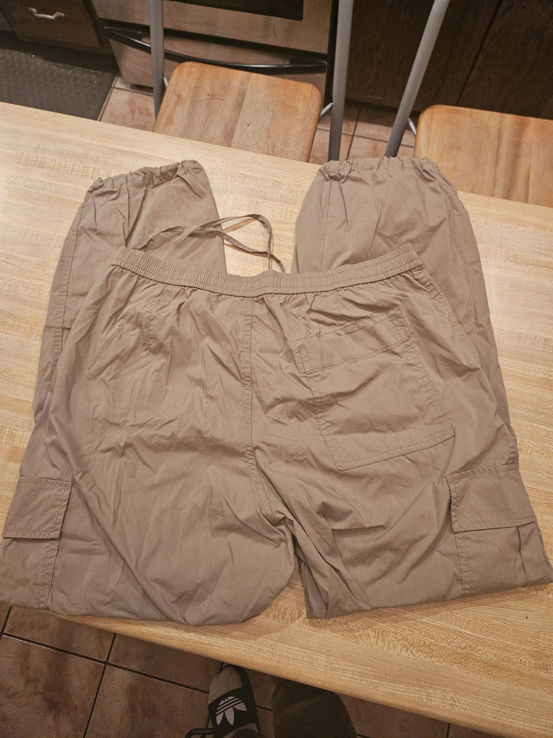 Uniqlo Cargo Pants Tan Women's Size L. - photo 3