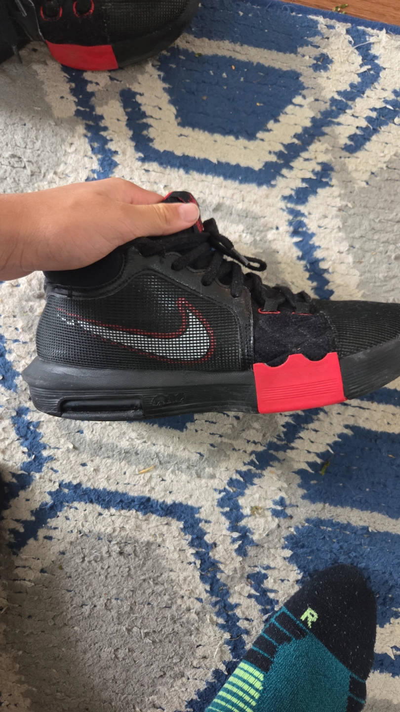 Lebron Basketball Shoes - photo 4