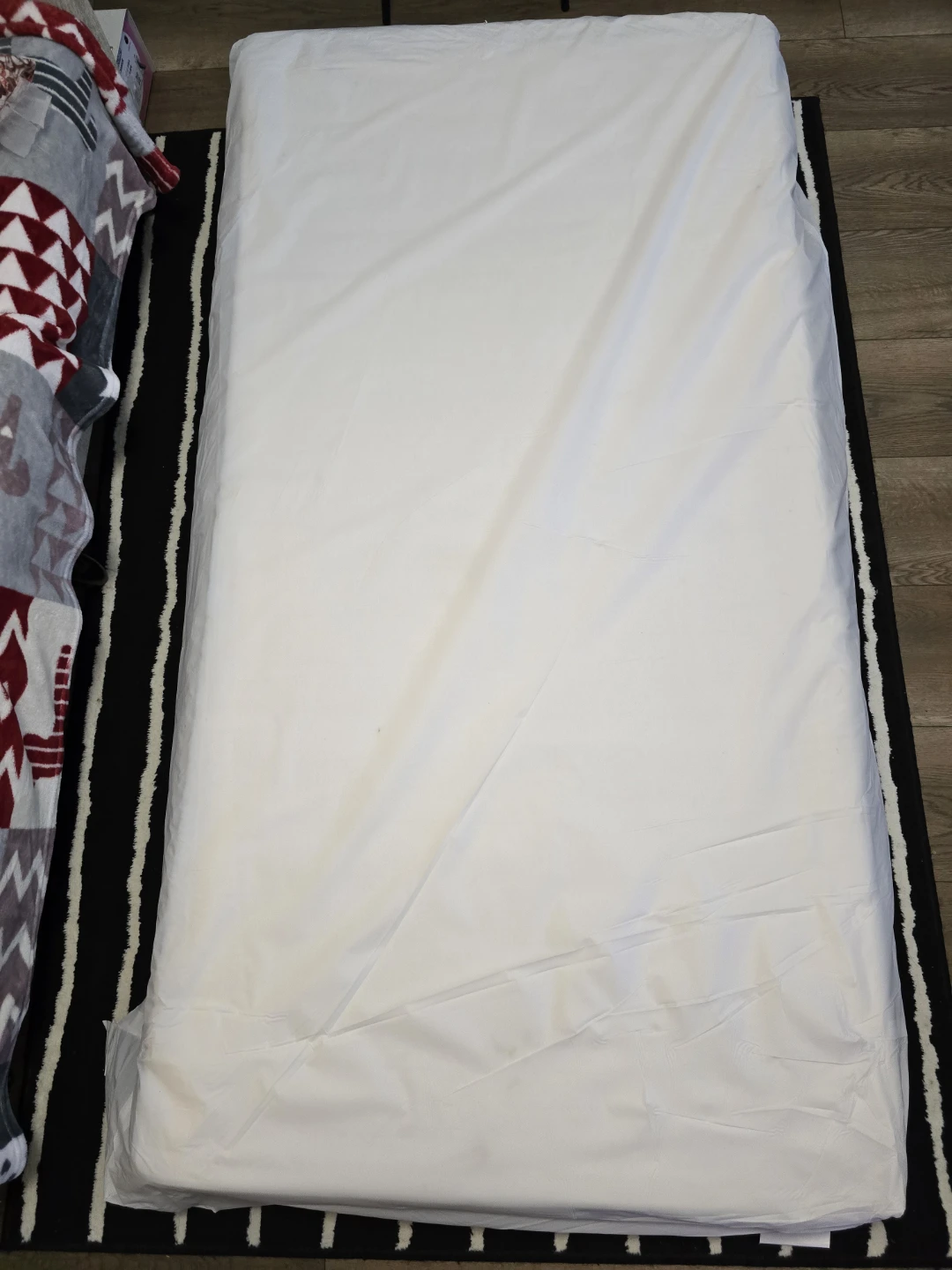 IKEA HUSVIKA Mattress - photo 2