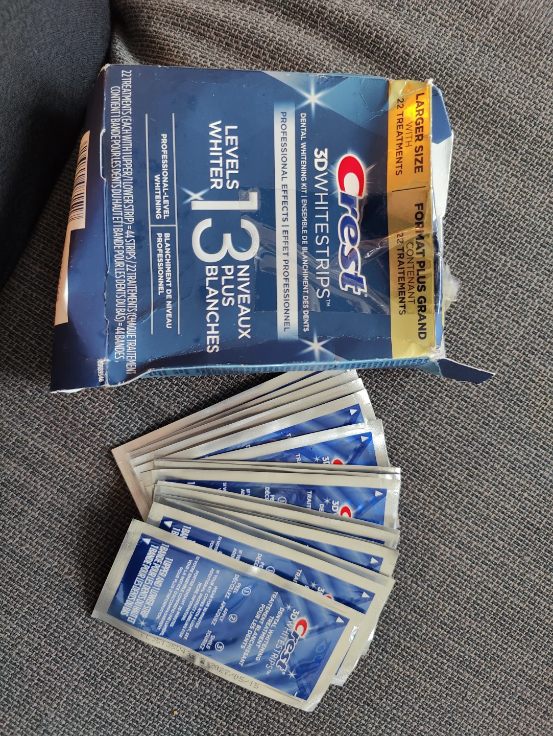 Crest 3D White Teeth Whitening Kit - photo 2