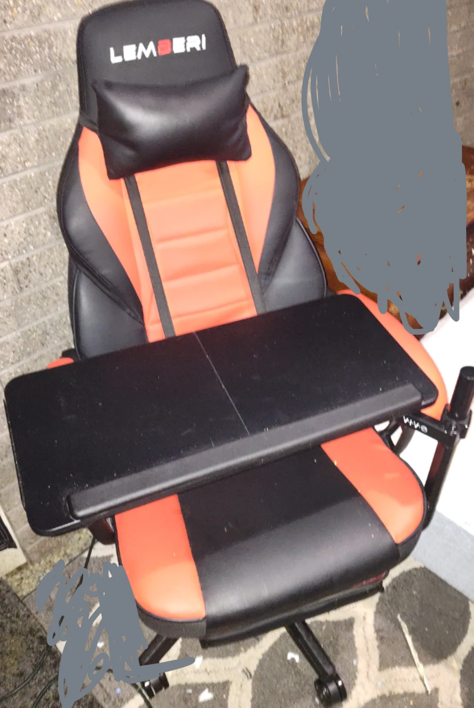 Lemberi Ergonomic Gaming Chair with Detachable Tray