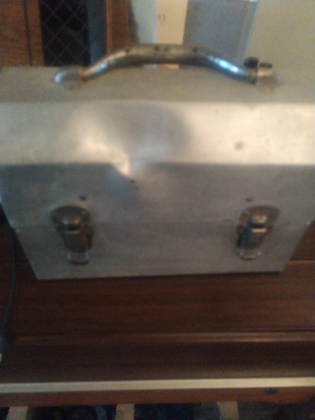 L. May Mfg. Co. Aluminum Carrying Case - photo 5