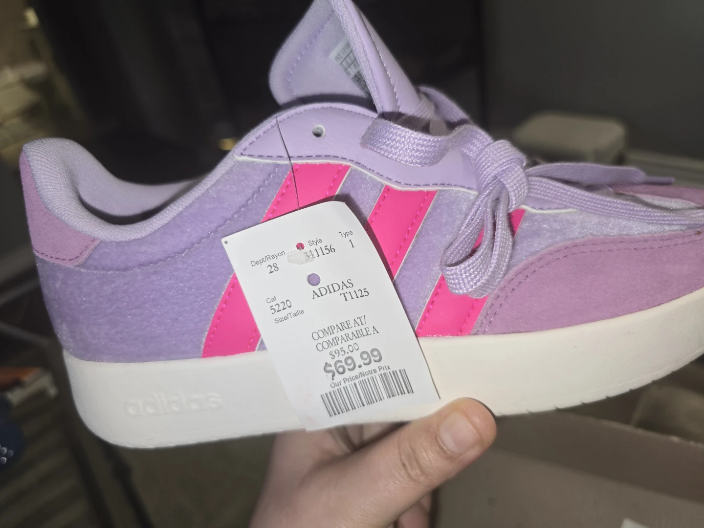 Adidas teens size 8 1/2