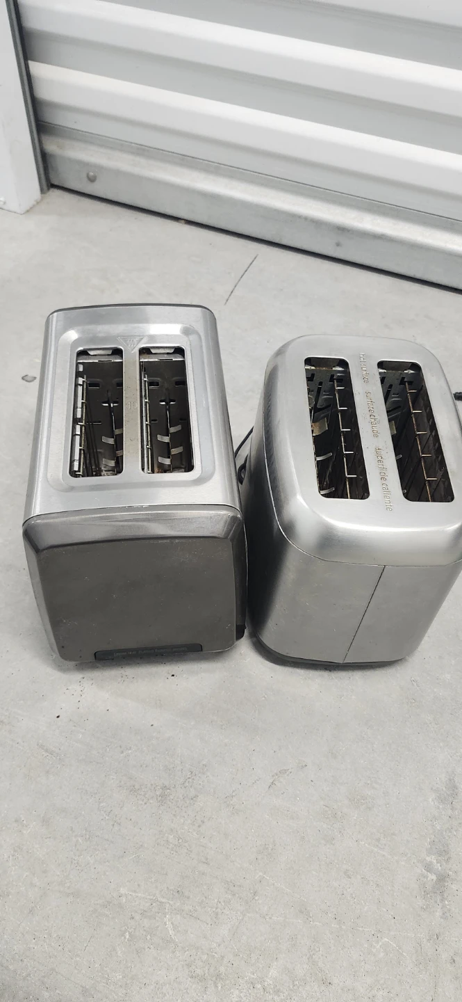 Toaster of 3, one for $10 - photo 2