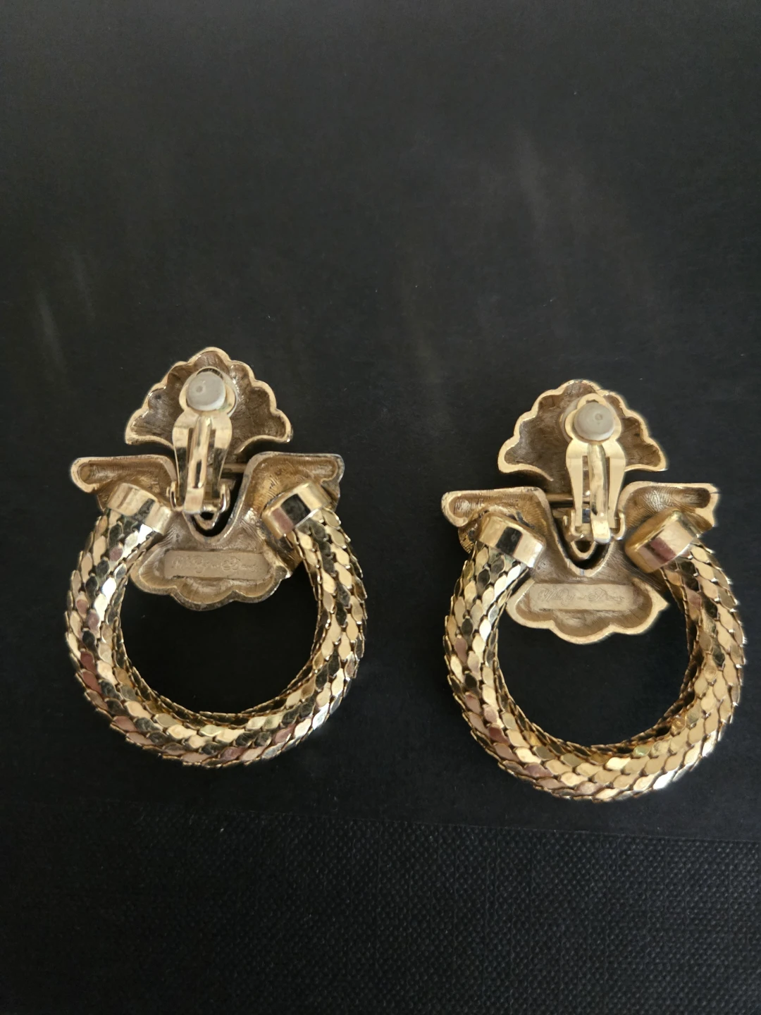 Vintage Whiting Davis Gold Tone Clip Earrings - photo 3