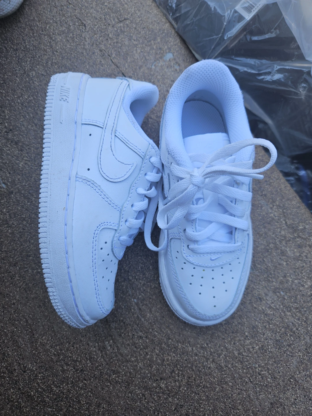 Nike Air Force 1 Youth Sneakers