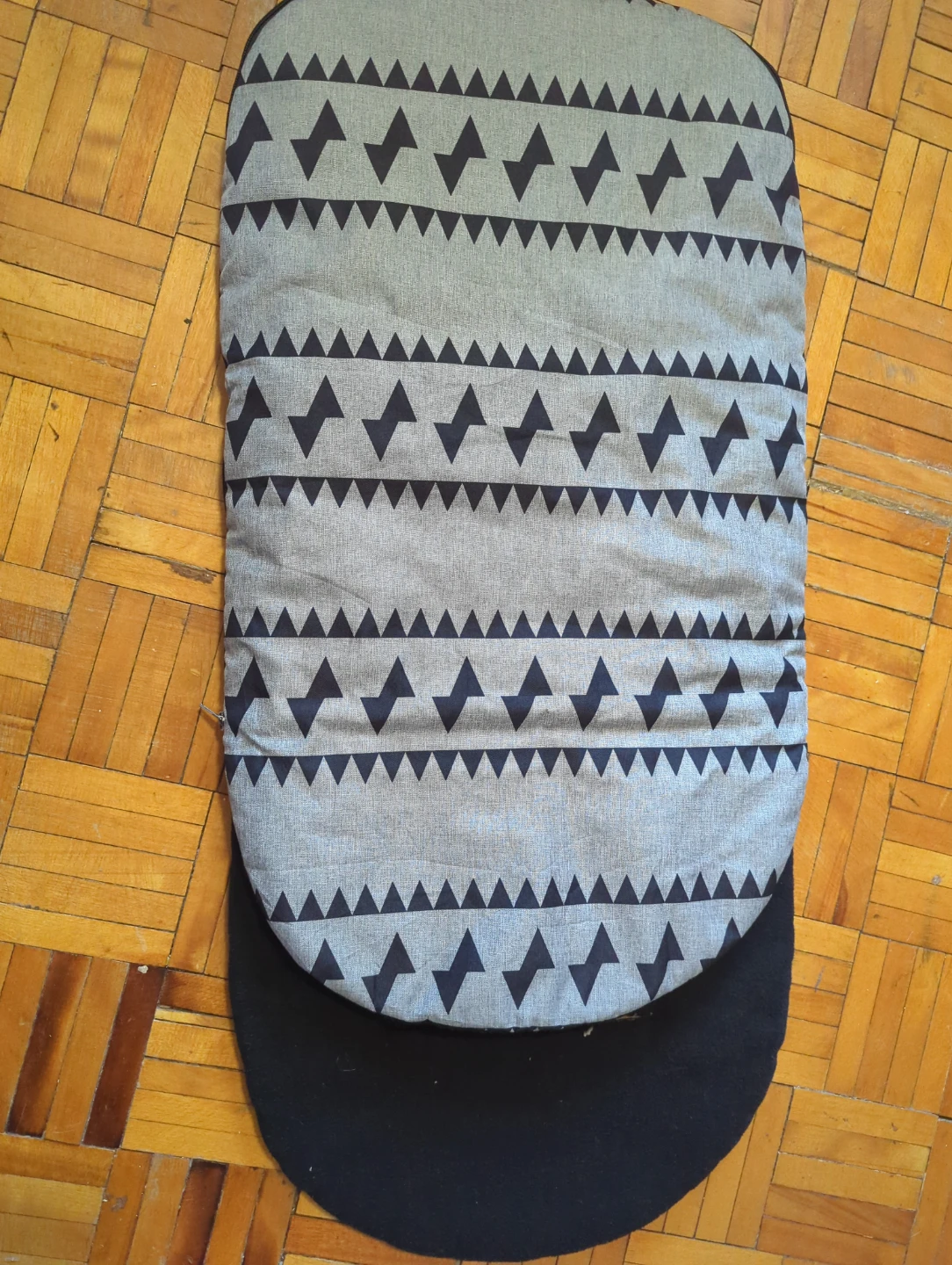 Grey Geometric Stroller Liner