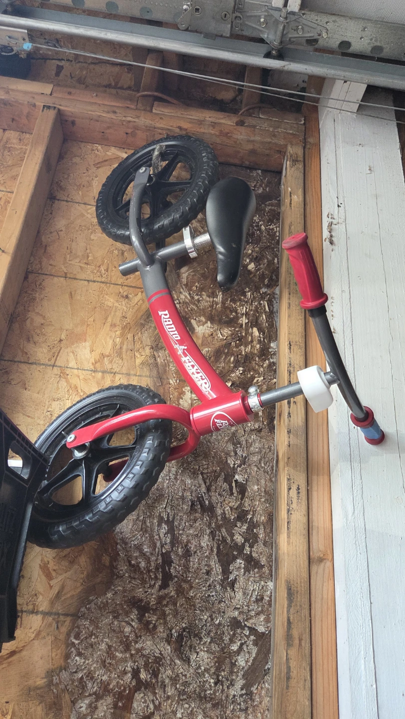 Radio Flyer Red Balance Bike