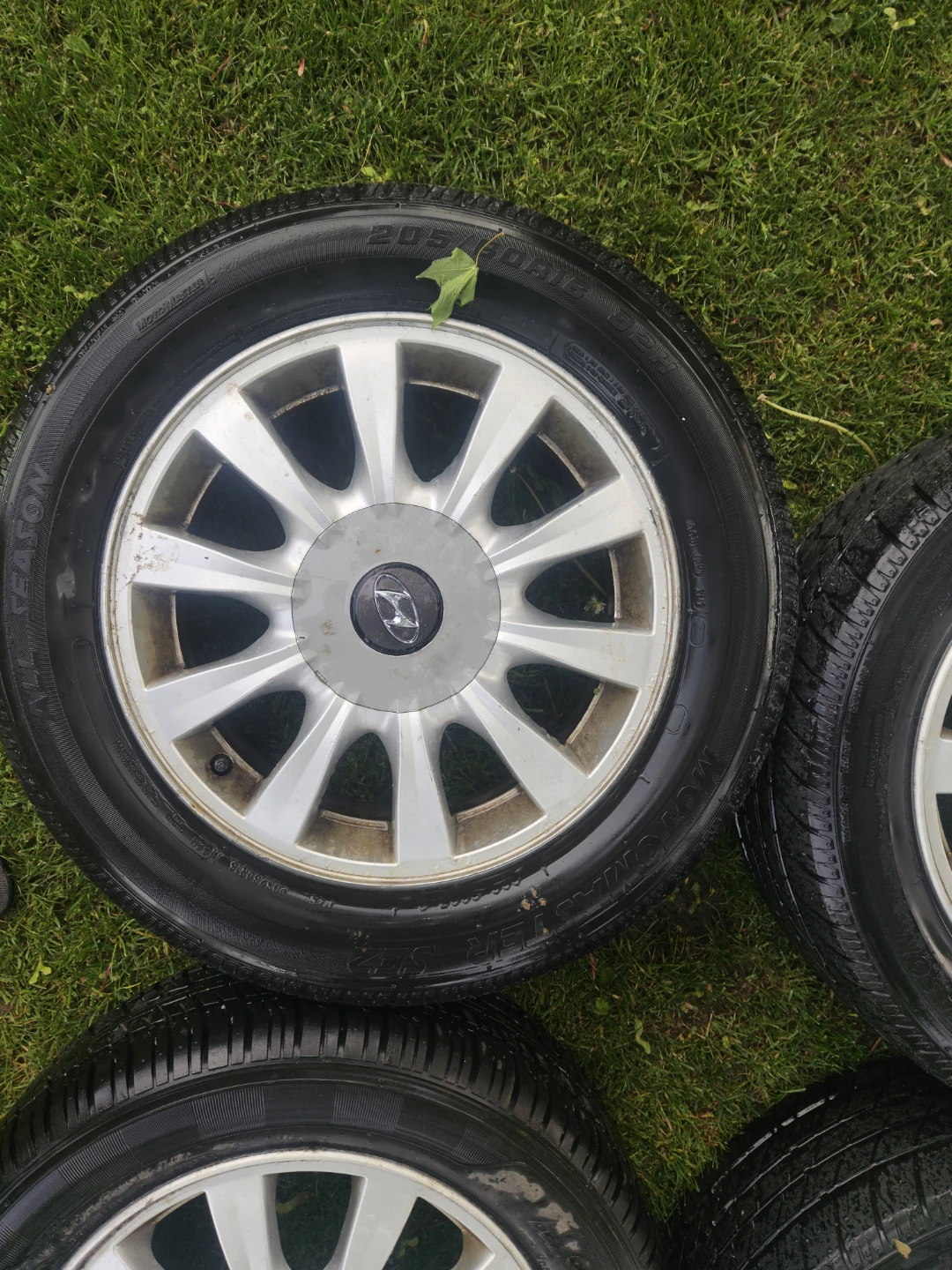 Set of 4 Hyundai Wheels and Tires - photo 3