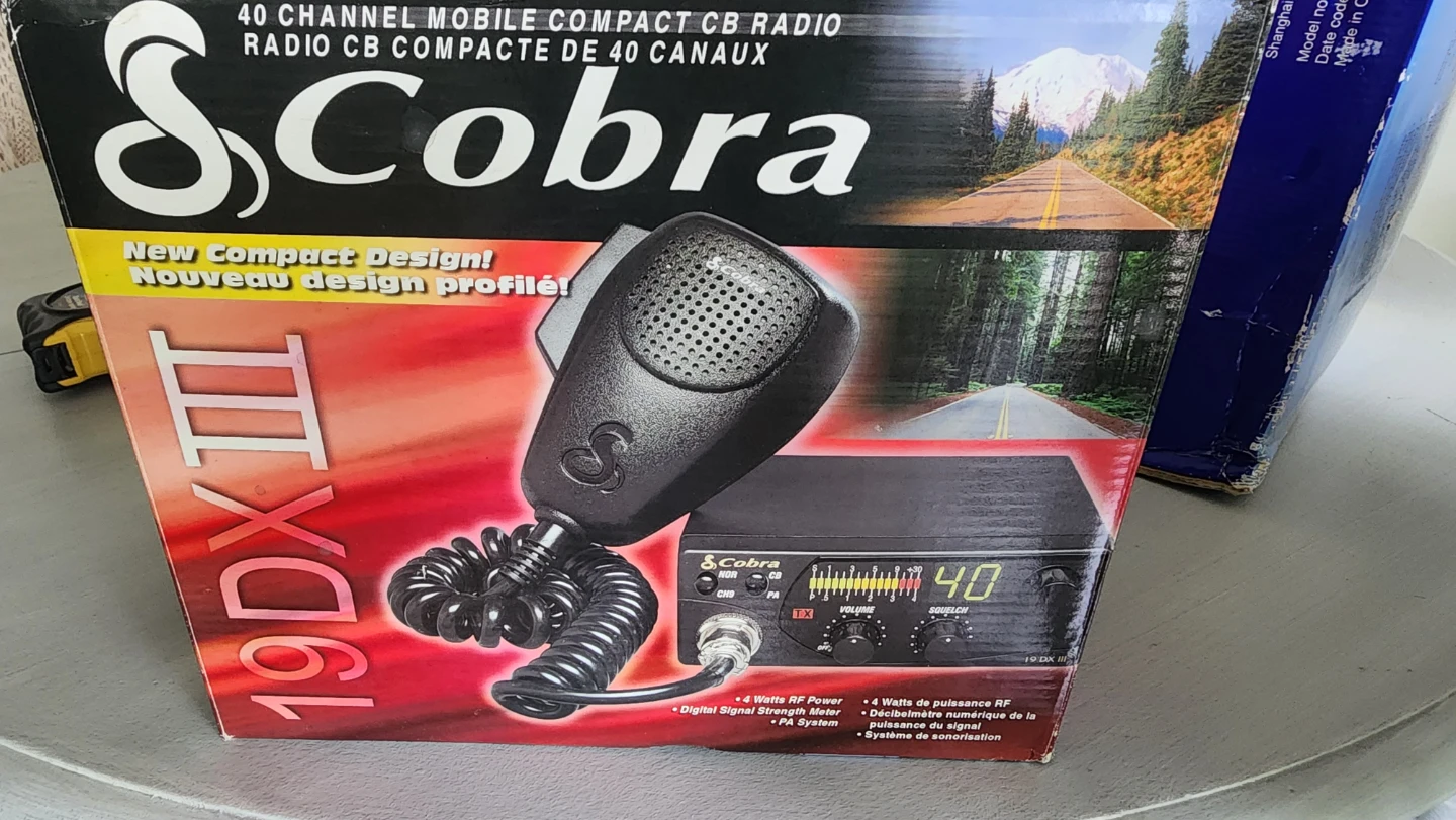 Cobra 19DX III CB Radio
