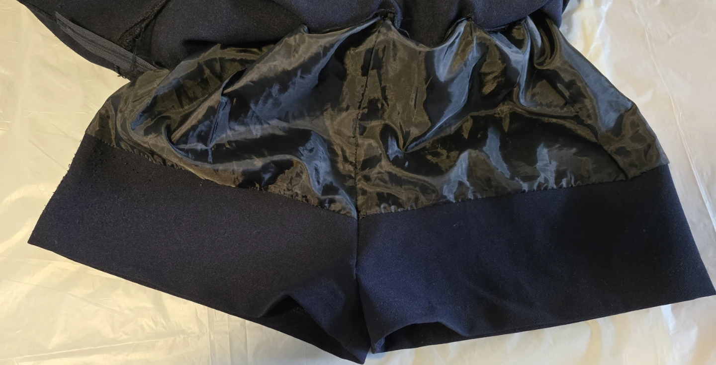 Navy Pleated Skirt with Silky Lining Size Small - photo 3