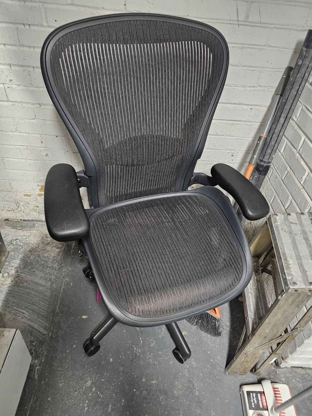 Herman Miller Aeron Chair