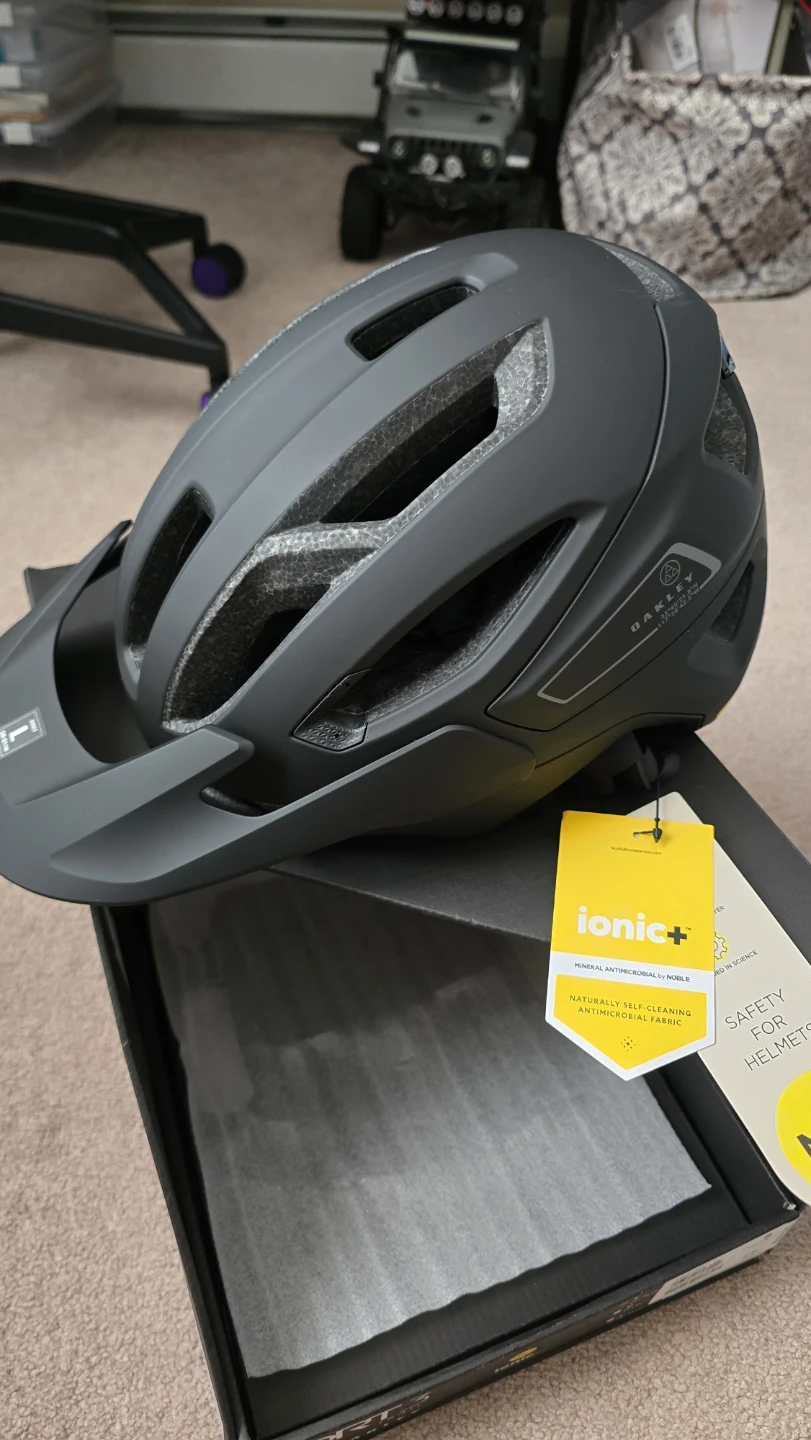 Oakley DRT3 MIPS Cycling Helmet - Size L - Matte Black - photo 2