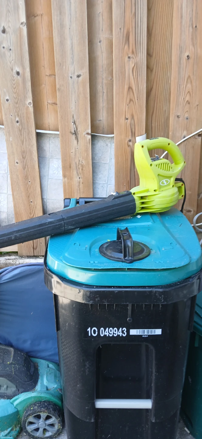 Sun Joe Electric Blower - photo 3