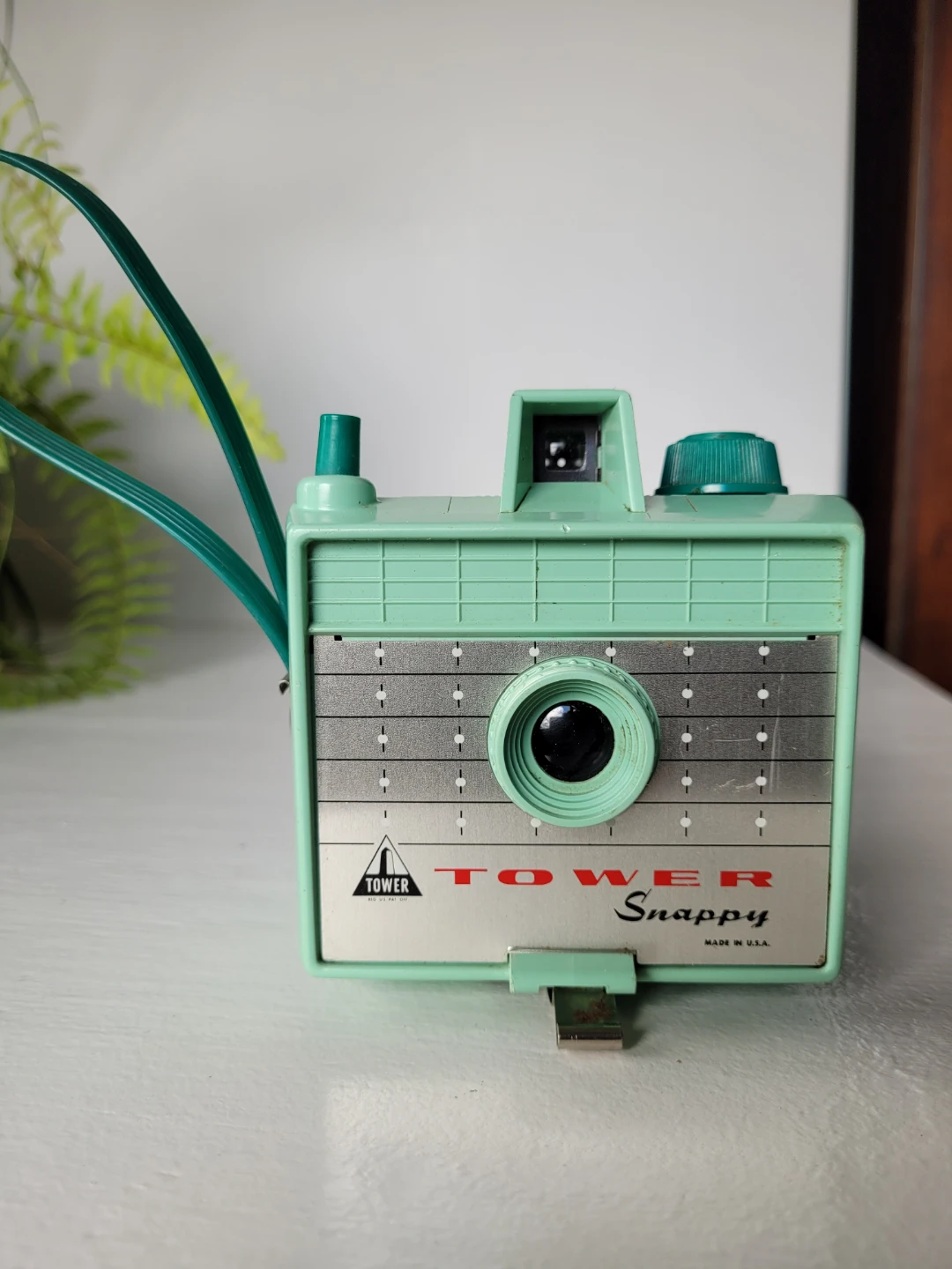 Tower "Snappy" Vintage Camera