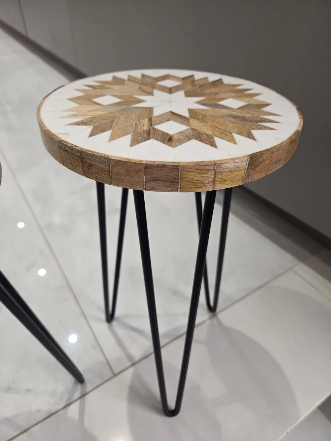 Set of 2 Round Side Tables - photo 5