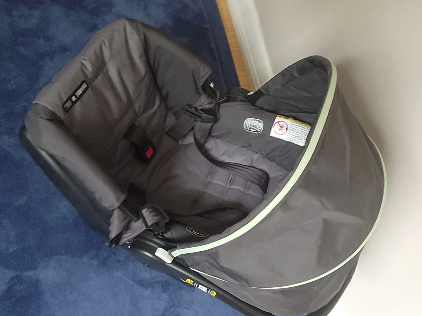 Graco SnugRide 30 Infant Car Seat - photo 2