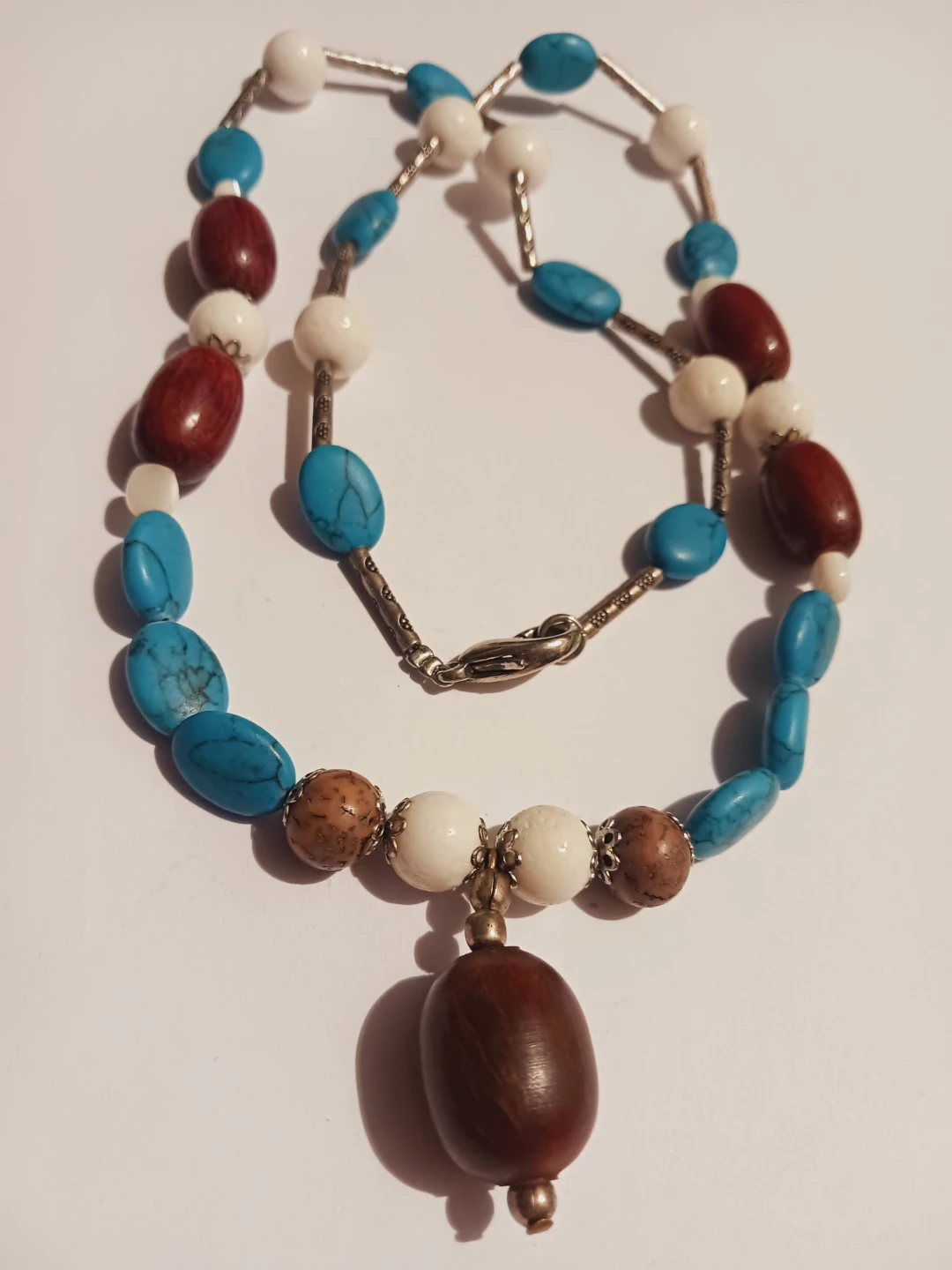 Beautiful Vintage Beaded Necklace - photo 4