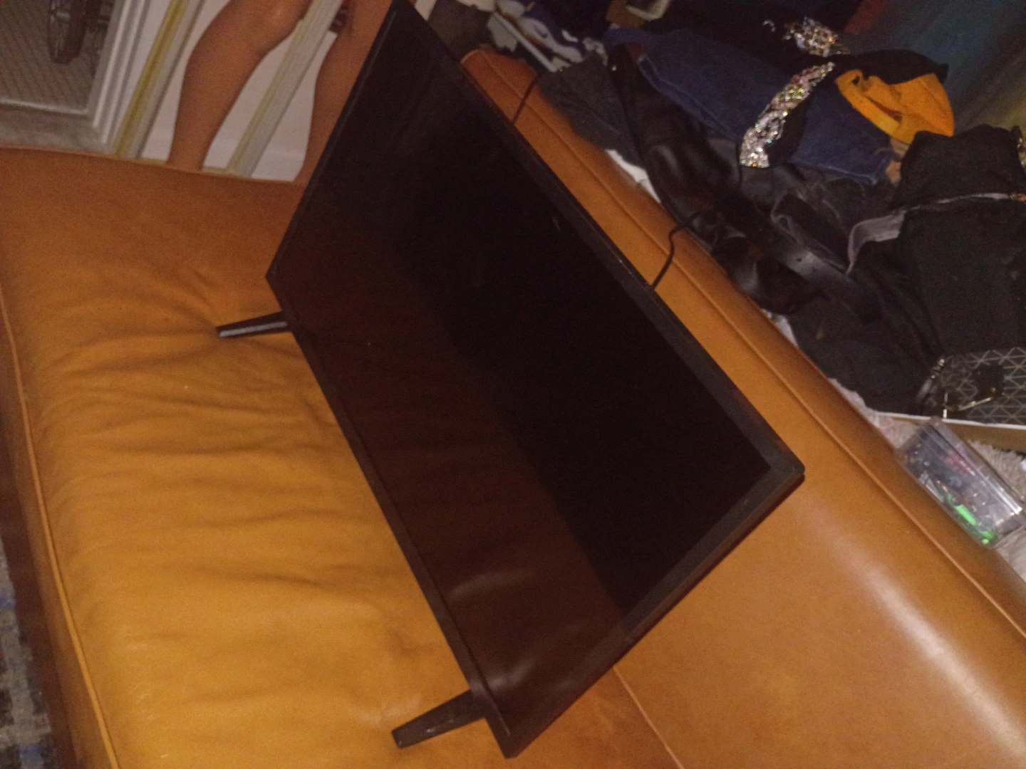 Insignia 32" HD Smart TV