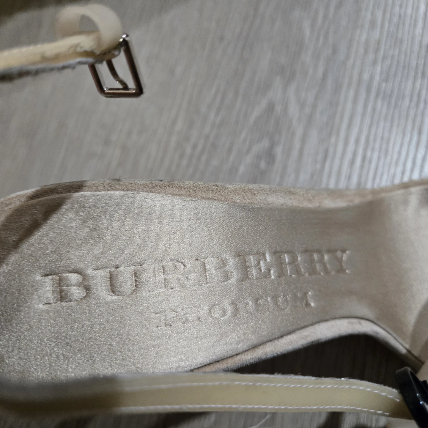 Burberry Prorsum Suede heels Eu40