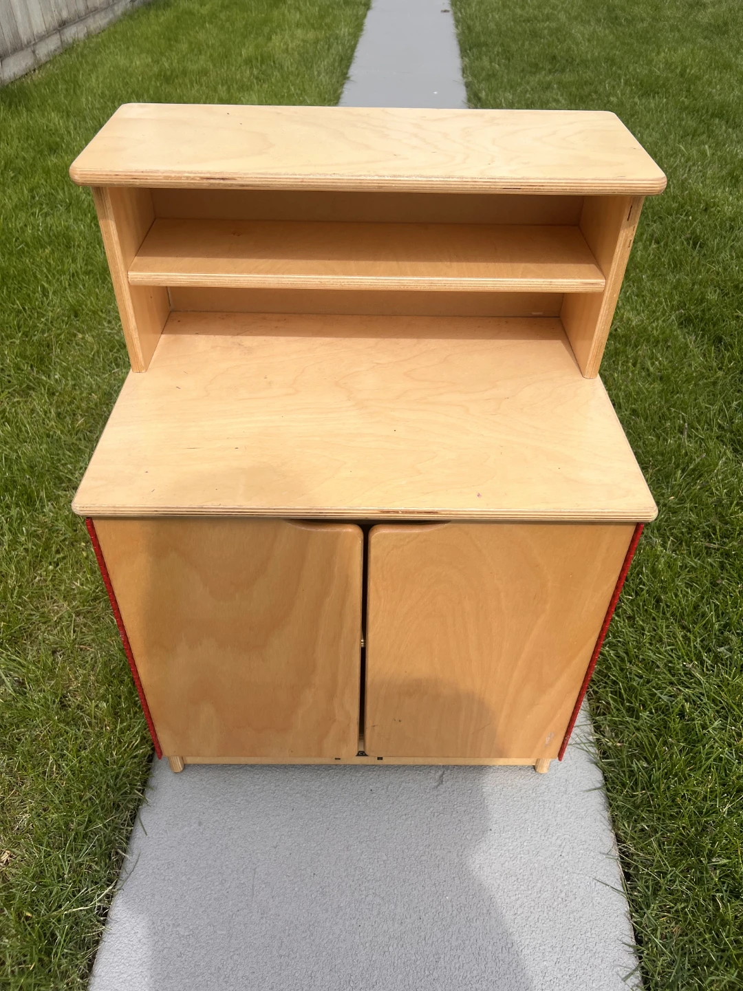 Jonti-craft cupboard