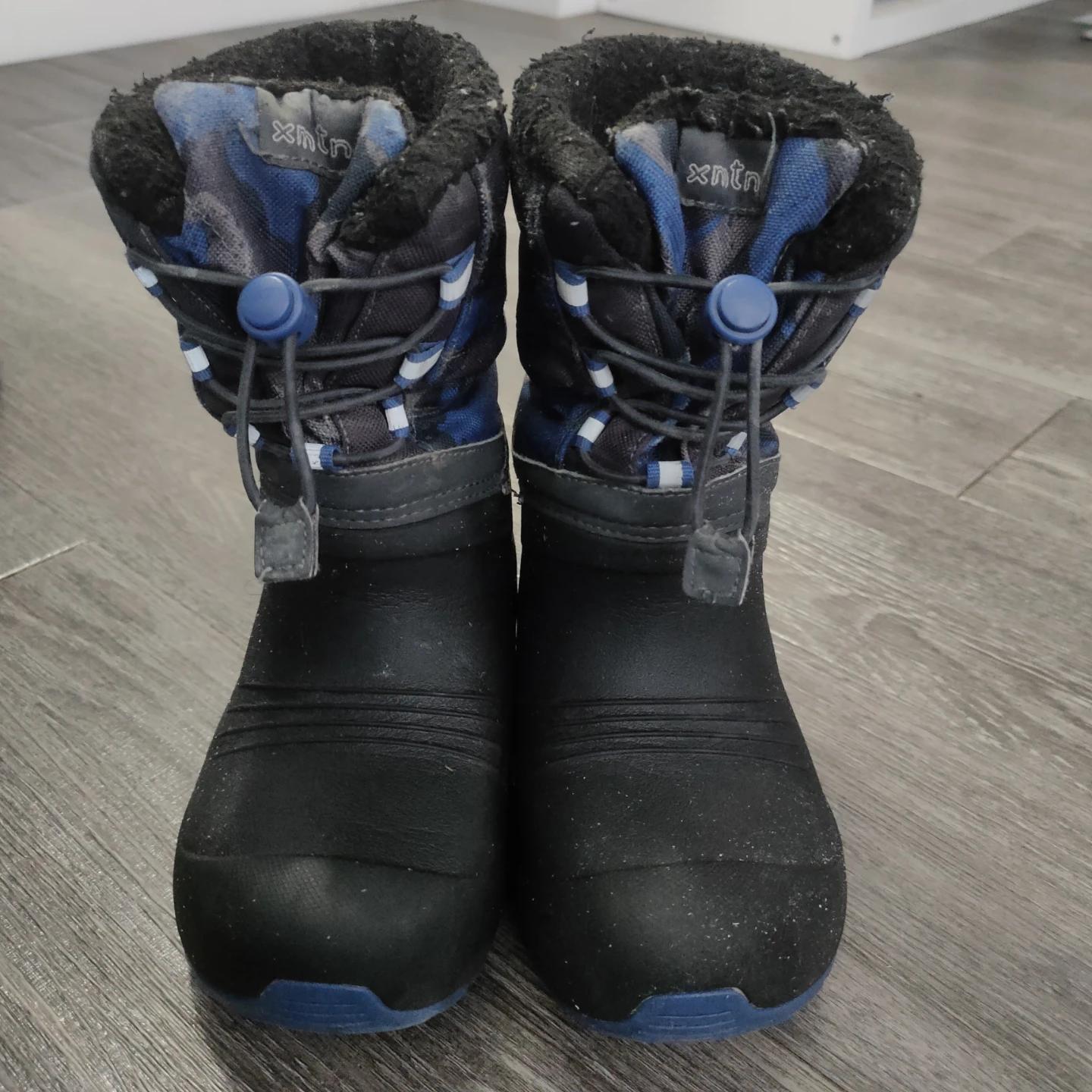 MOS : Boys Kamik Winter Boots size- 13