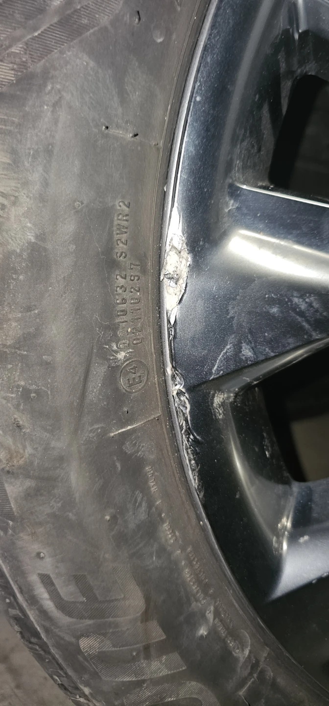 Toyota highlander 20" Alloy Wheel Rim with all season tires - photo 2