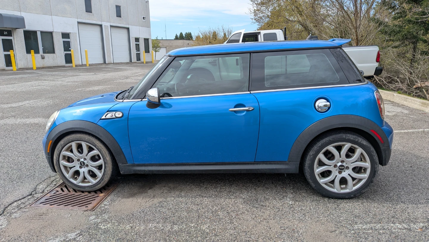 Blue Mini Cooper S - photo 2