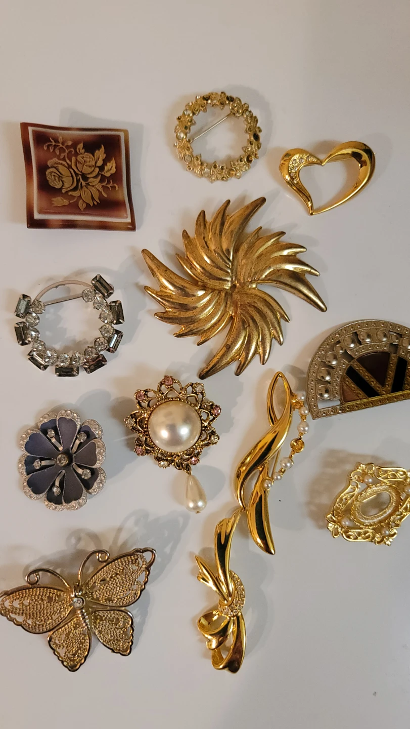 Assorted Brooches (38) - photo 2