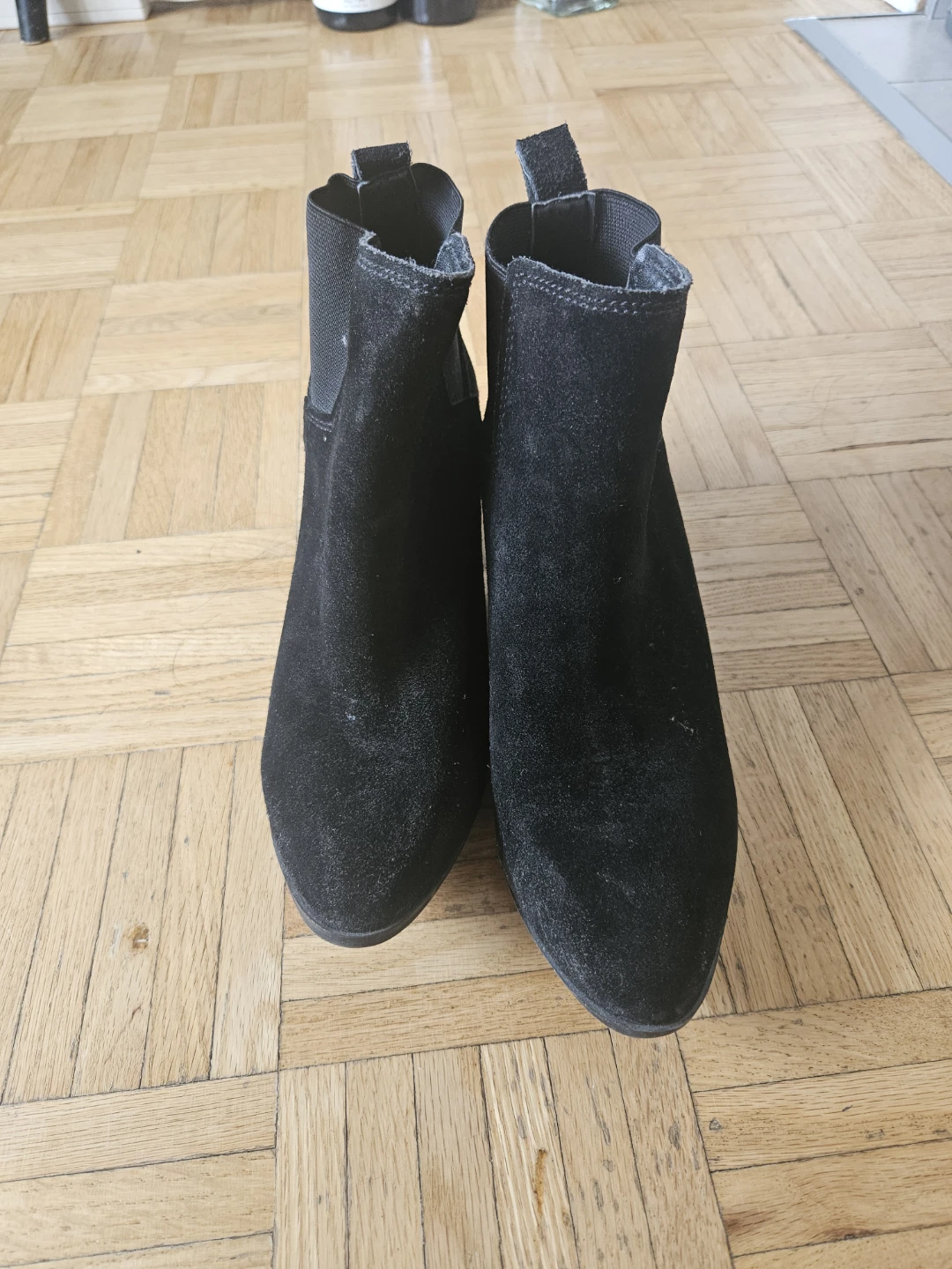 Aldo Black Suede Chelsea Boots - Size 6.5 - photo 2