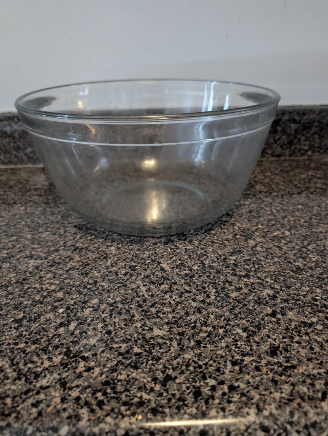 Clear Glass Mixing Bowl - photo 3