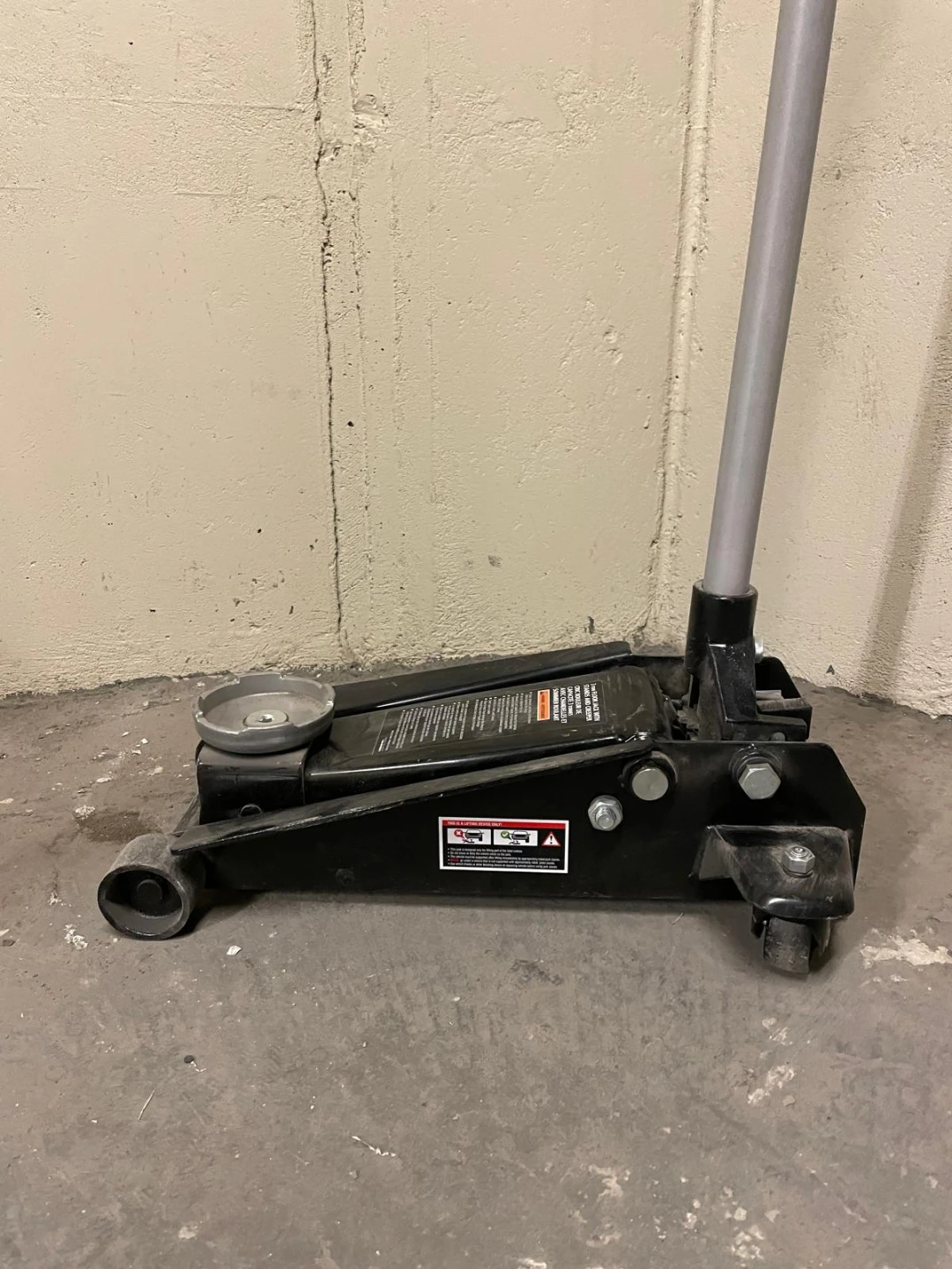 Husky 3 Ton Floor Jack and Jack Stands - photo 5