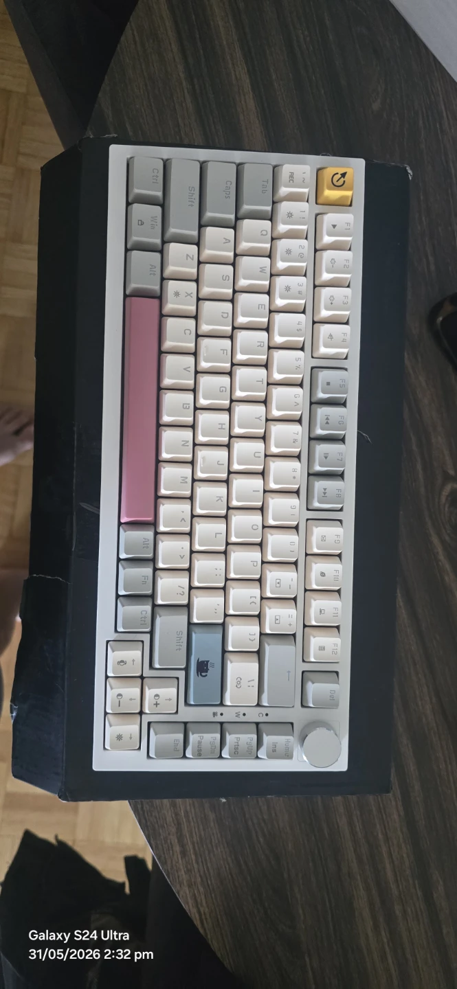 SURMEN V400 Wired Mechanical Keyboard - photo 4