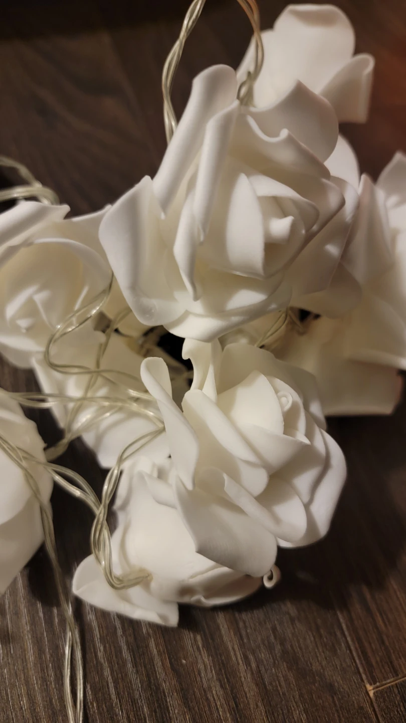 White Rose String Lights - photo 2