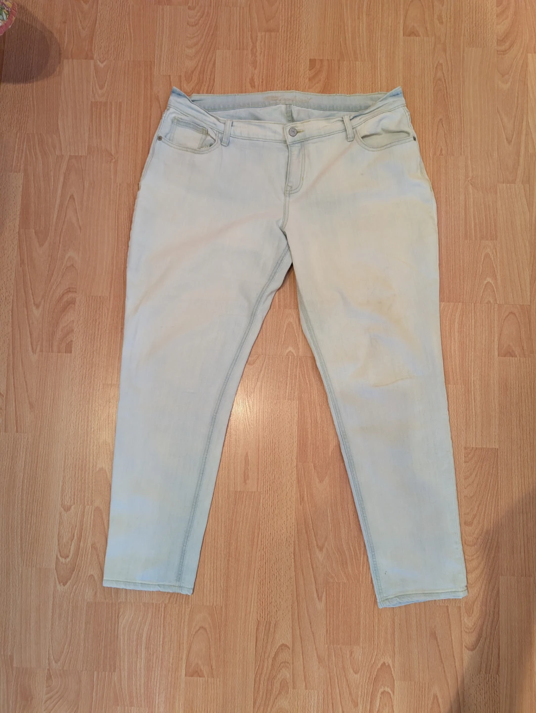 Old NavyLight Wash Denim Jeans