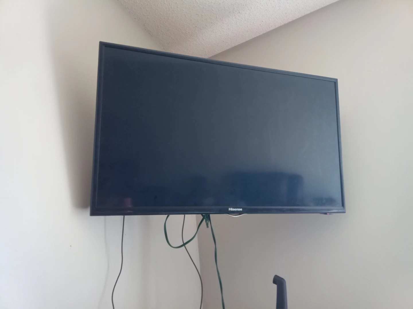 Hisense Flat Screen TV / RCA Flat Screen TV