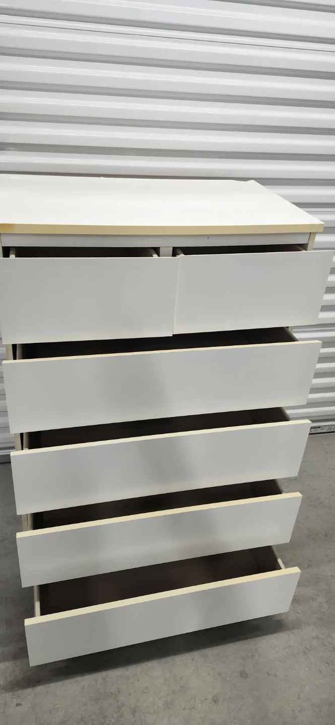 Ikea Malm dresser - photo 3